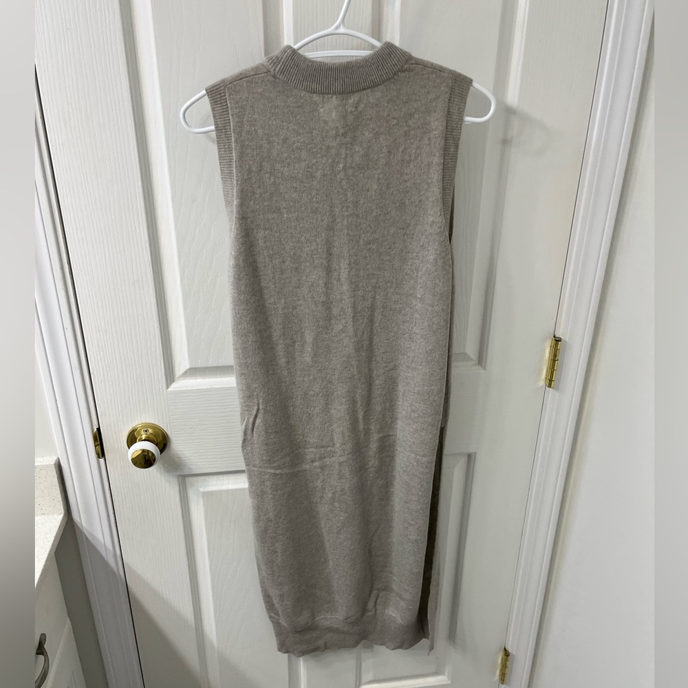 Wilfred wool and cashmere long sleeveless tunic sweater size M from Aritzia - Picture 2 of 5